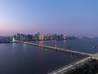 Obraz premium city skyline in hangzhou china