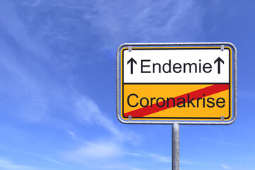 3d Illustation - Ortsschild - Ortstafel - Coronakrise - Endemie - Himmel - Wolken