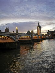 Fototapeta premium London bridge city skyline at sunset uk