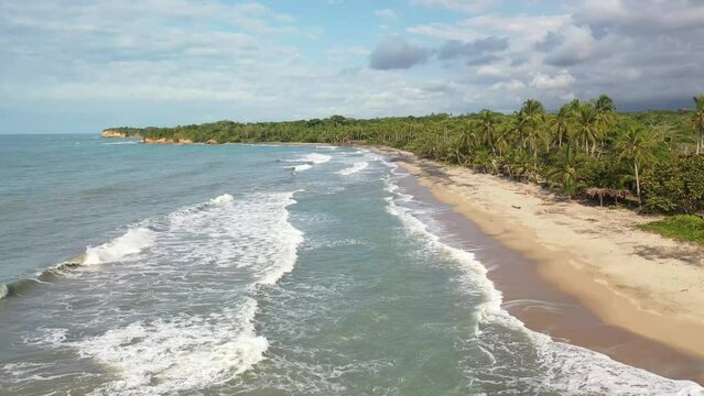 Playas de La Sierra Nevada de Santa Marta y Parque Nacional Tayrona