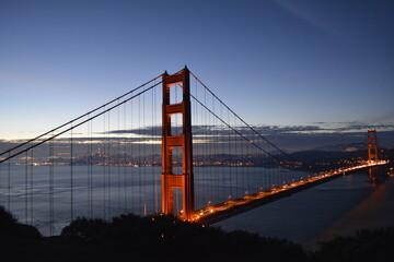 Fototapeta na wymiar San Francisco Bridge Dawn