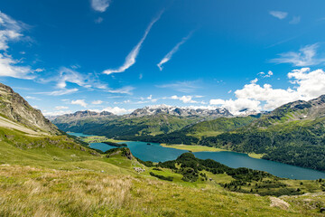 Blick auf den Silser See im Engadin / Schweiz