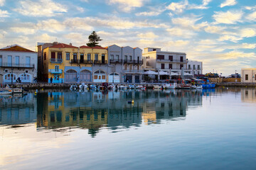 Fototapeta na wymiar Rethymnon city old harbour
