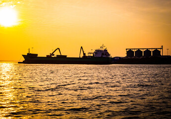 Kalmar harbor in Sweden, seen in sunset © StellaSalander
