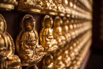golden buddha statue