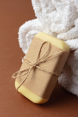 Obraz na płótnie Canvas Natural soap with white towel.