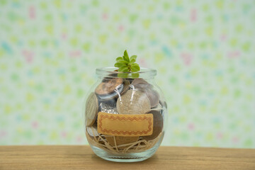 貯金、お金、節約