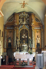 Fototapeta na wymiar High altar in the church of Saint John the Baptist in Gornja Jelenska, Croatia