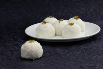 Bengali Mithai Kacha Gola Also Called Pranohora Sondesh Mishti Kaacha Golla Pranhara Sandesh Is Made Of Cottage Cheese Paneer And Chhena Flavored With Elaichi Doodh Mava Khova Kesar Pista Mawa Khoya