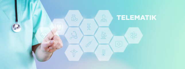 Telematik. Männlicher Arzt zeigt mit Finger auf digitales Hologramm aus Icons. Text mit...
