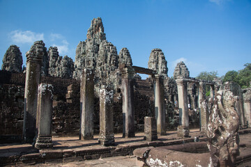 Fototapeta na wymiar Templo de Bayon en Angkor, Camboya