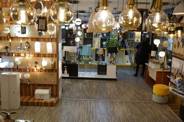 Souvenir gift miscellaneous items and modern chandelier, retro copper lampshade design light, with vintage light group bulb usable.