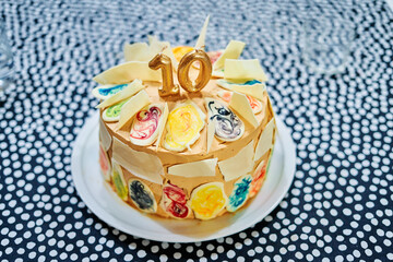 birthday cake with number 10