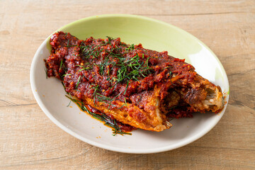 Deep–fried fish and chili sauce