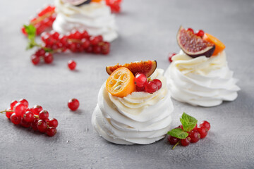Pavlova dessert with berries