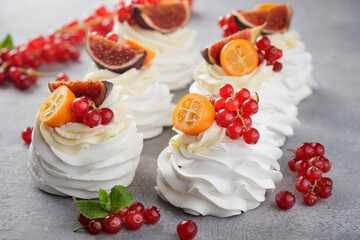 Pavlova dessert with berries