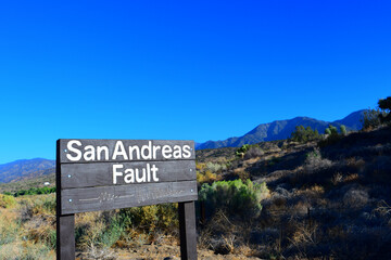 San Andreas Fault @ Devil's Punchbowl