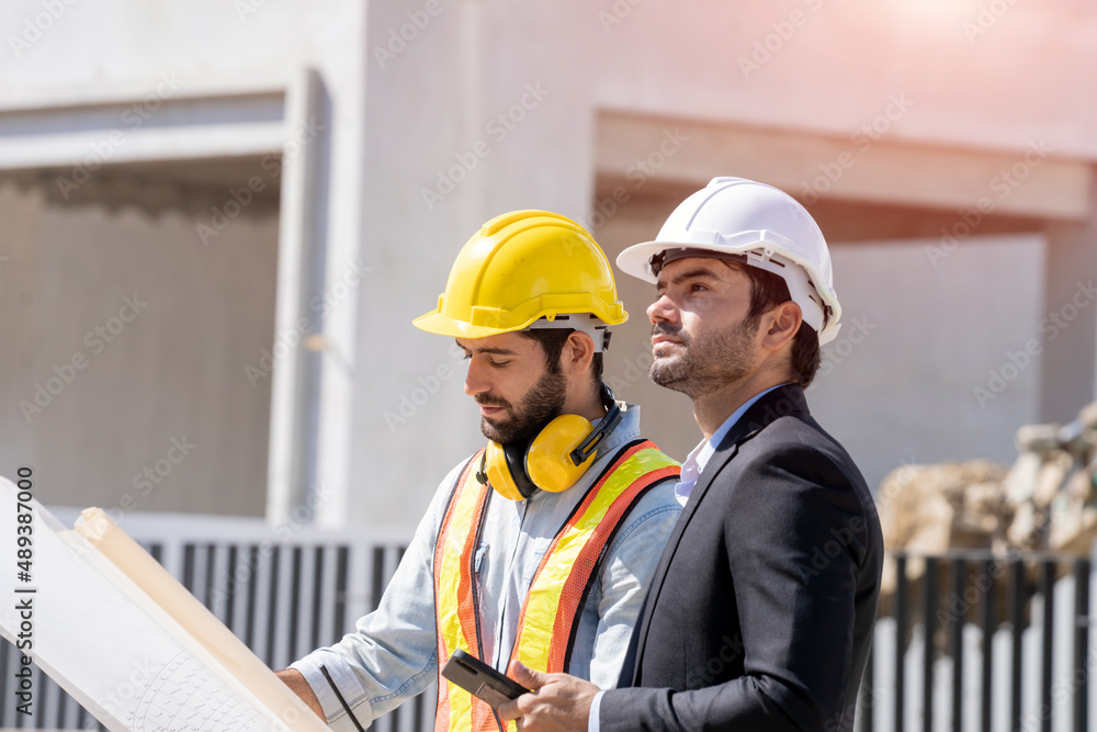 Aufkleber engineer with business manager are talking in construction site,project owner with blueprint working