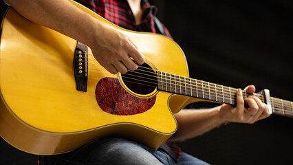 Viol&atilde;o em foco