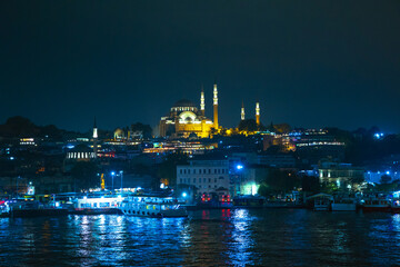 Fototapeta premium Istanbul mosques. Suleymaniye Mosque and cityscape of Istanbul at night
