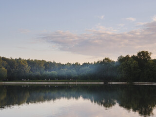 Fototapeta premium Evening on the lake Kuskovo