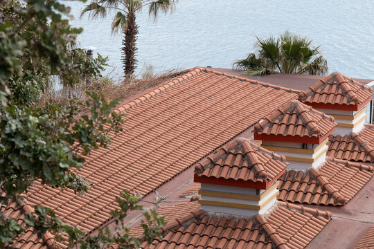 Old red tile roof image