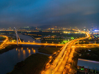Fototapeta premium Night aerial view of the She zi bridge