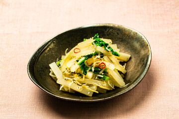 家庭料理　副菜　大根のピリ辛炒め　日本
