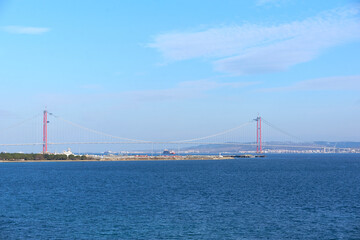 The construction of 1915 Canakkale Bridge