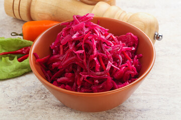 Marinated cabbage with beetroot and spices