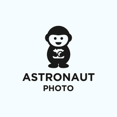 astronaut photo logo. space logo