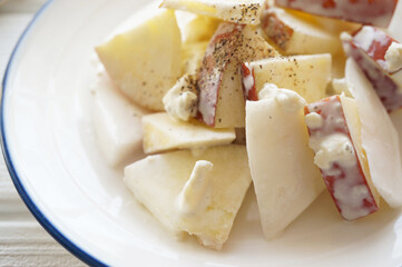 りんごとかぶのサラダ