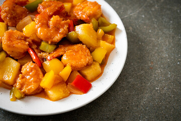 Stir-fried sweet and sour with fried shrimp
