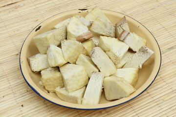 Steamed breadfruit (Artocarpus altilis) slices served on plate