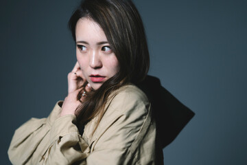 クールな女性