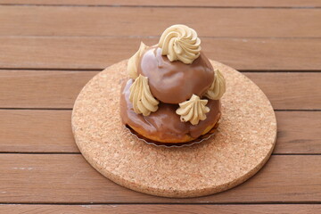 Törtchen. Minitörtchen.Sahnetörtchen.