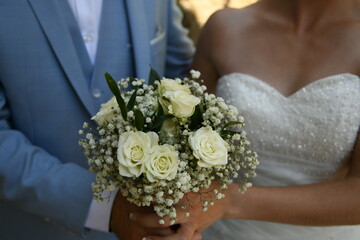 Obraz na płótnie Canvas Bouquet de fleur des mariés pour leur mariage