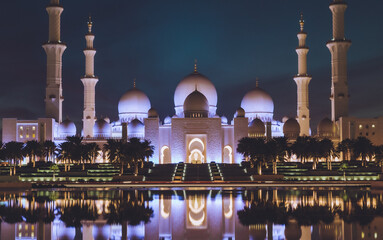 Fototapeta na wymiar The Grand Mosque