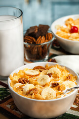 cerial de desayuno nutritivo con leche