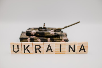 Ukraina i czołg za napisem - obrazy, fototapety, plakaty