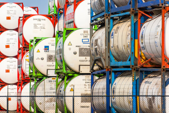 Iso Container Tanks in Rotterdam 