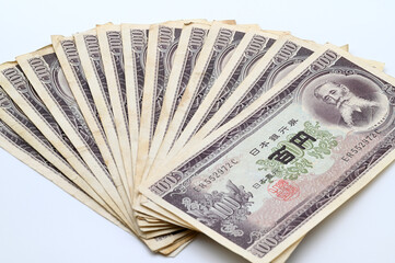 昔の紙幣 日本銀行券B号100円 - obrazy, fototapety, plakaty