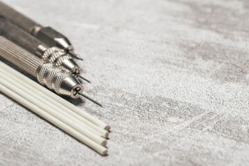 Set of sharp scrapers and fiberglass brushes for the mechanical cleaning of coins and...
