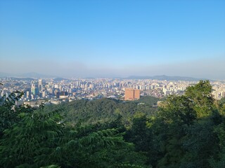 Fototapeta premium 도심속 산