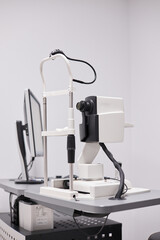 Medical equipment for vision diagnostics in a bright office