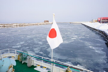 日本 北海道 網走 流氷 観光砕氷船からの景色 © Eric Akashi