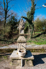 Fontanário antigo junto à Ermida de Nossa Senhora de Guadalupe em Hondarribia