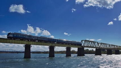 五能線の鉄橋