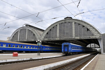 Ukraine, Lviv, November 30, 2021, main station, rail transport, before the armed conflict of Russia,   © Albin Marciniak