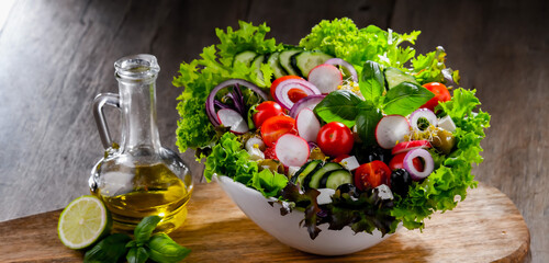 Composition with a vegetable salad bowl